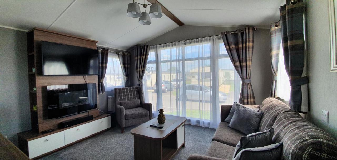 Rj Luxury Caravan Hire With Hot Tub Tattershall Exteriér fotografie